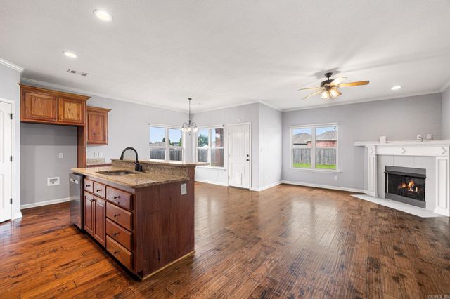 17 Stonehenge Drive, Cabot, AR 72023