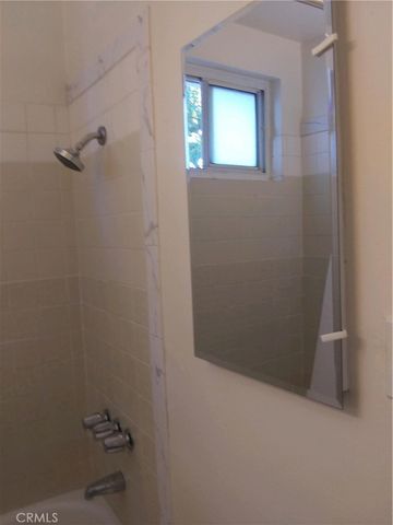 14301 Addison Street A, Sherman Oaks, CA 91423