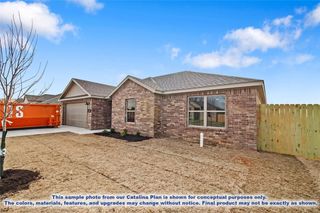 1025 Marquis Avenue, Lowell, AR 72745