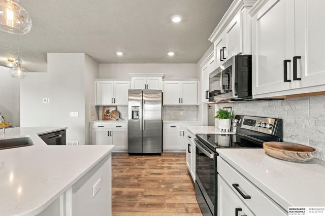 16452 Whitmore Street, Bennington, NE 68007