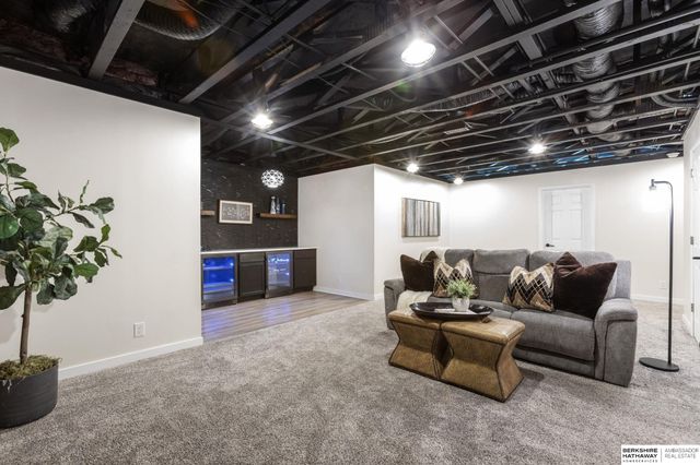 16452 Whitmore Street, Bennington, NE 68007