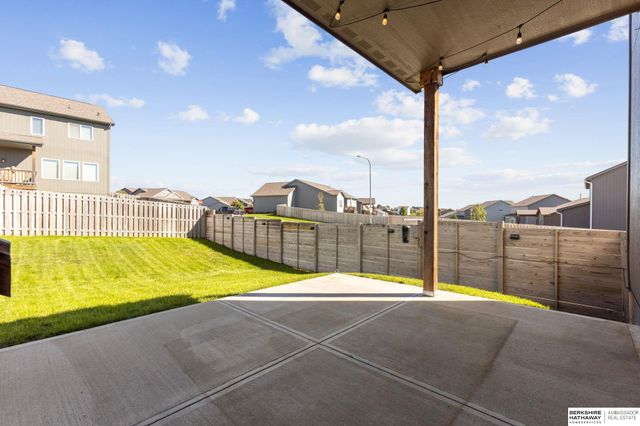 16452 Whitmore Street, Bennington, NE 68007
