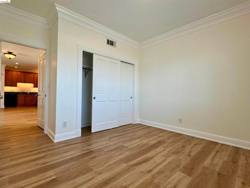 Image 28 of property listing at 2415 San Pablo Ave, Oakland, CA 94612