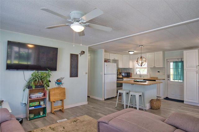 8207 ARCHIE STREET, Englewood, FL 34224