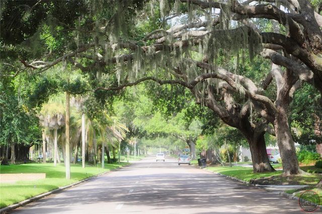 8207 ARCHIE STREET, Englewood, FL 34224