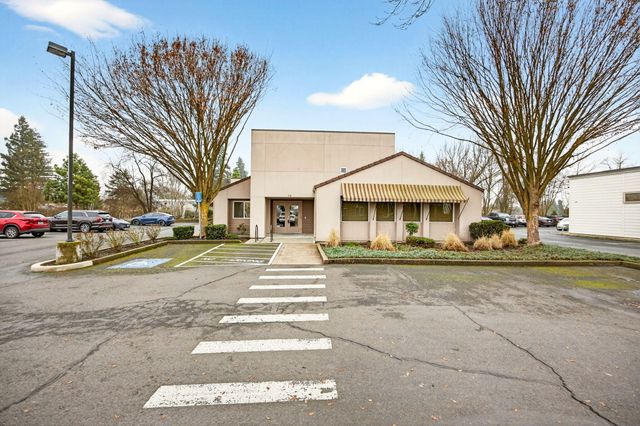 810 O'Hare Parkway, Medford, OR 97504