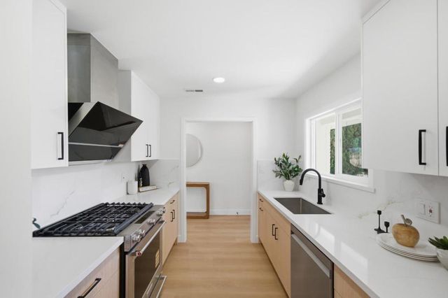 1355 Buchanan Drive, Santa Clara, CA 95051