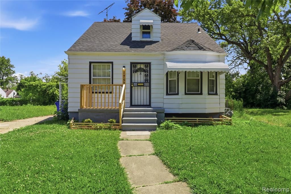 17524 Heyden Street, Detroit, MI 48219