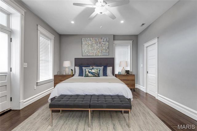 1041-1043 S Taylor Avenue, St Louis, MO 63110