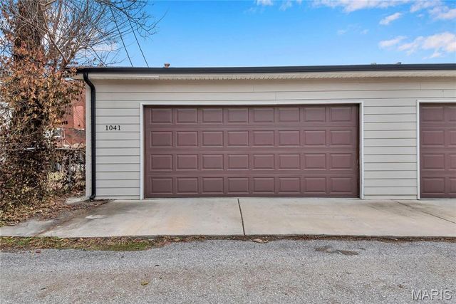 1041-1043 S Taylor Avenue, St Louis, MO 63110