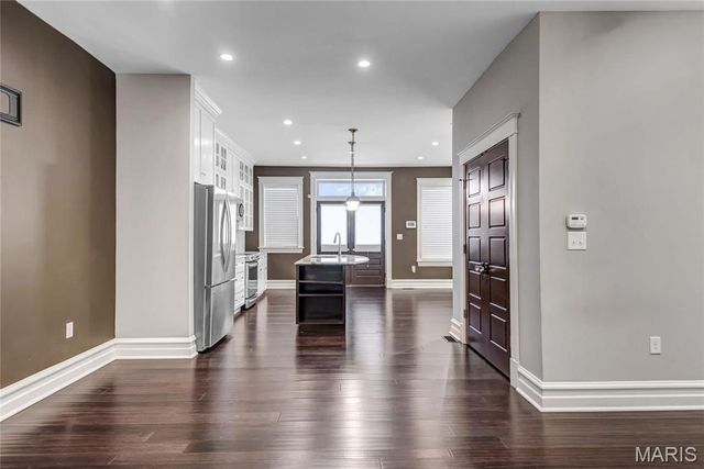 1041-1043 S Taylor Avenue, St Louis, MO 63110