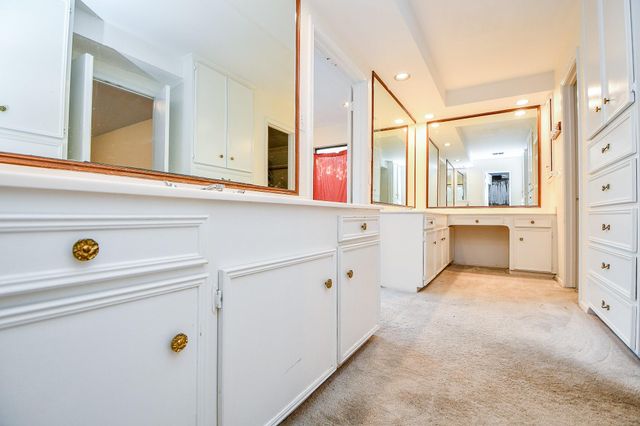 7703 Ludington Drive, Houston, TX 77071