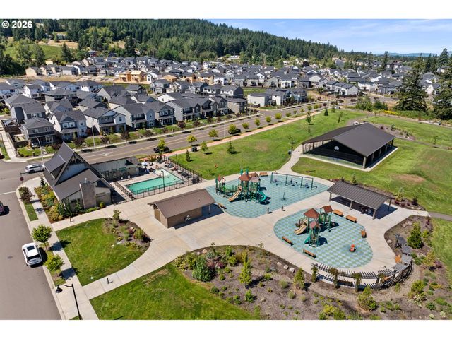 17121 Se CUYAHOGA Way, Happy Valley, OR 97086