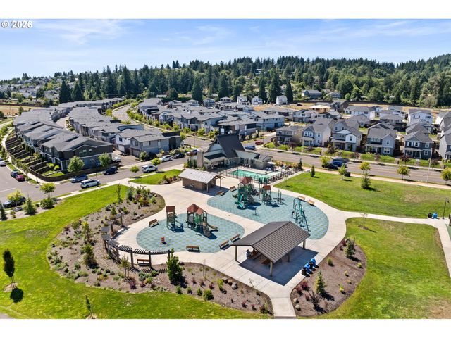 17121 Se CUYAHOGA Way, Happy Valley, OR 97086
