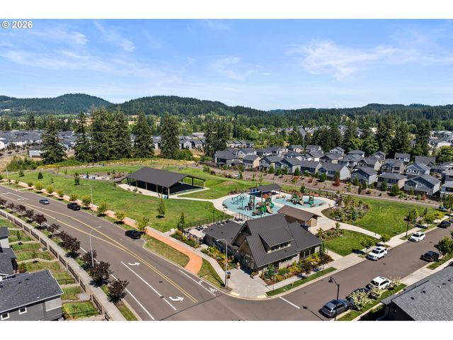 17121 Se CUYAHOGA Way, Happy Valley, OR 97086