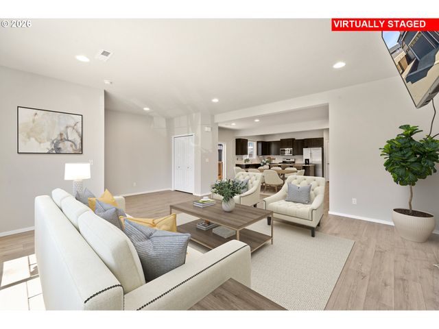 17121 Se CUYAHOGA Way, Happy Valley, OR 97086