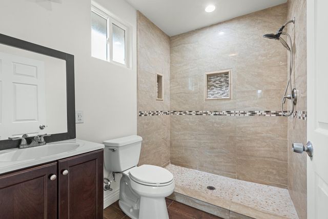 6457 Larry Way, North Highlands, CA 95660