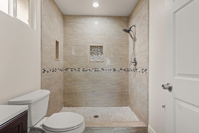 6457 Larry Way, North Highlands, CA 95660