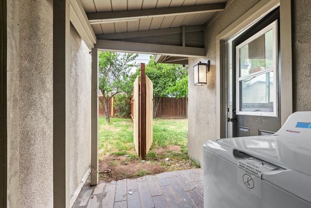 6457 Larry Way, North Highlands, CA 95660
