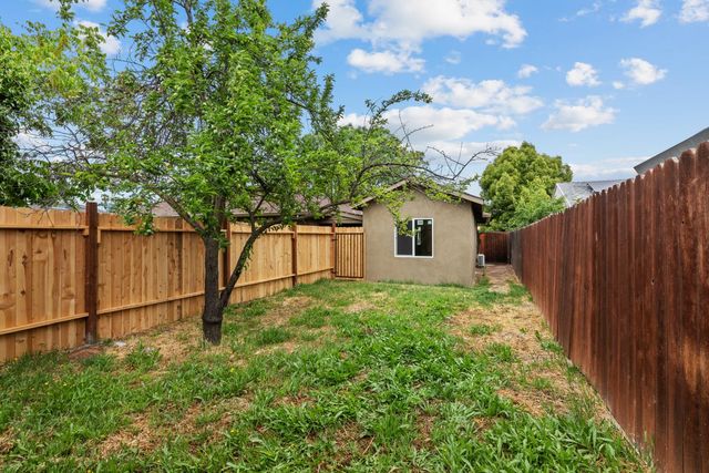 6457 Larry Way, North Highlands, CA 95660