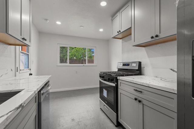 6457 Larry Way, North Highlands, CA 95660