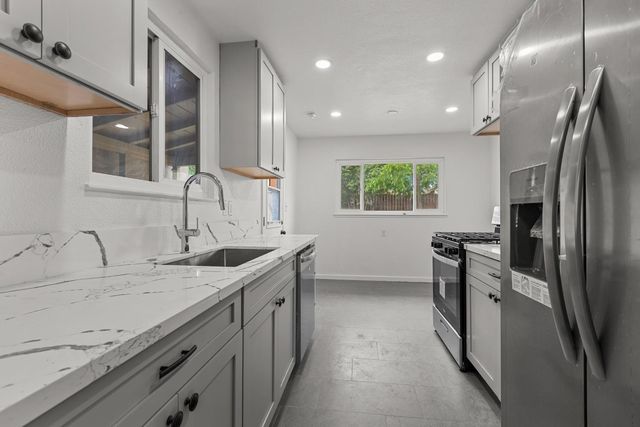 6457 Larry Way, North Highlands, CA 95660