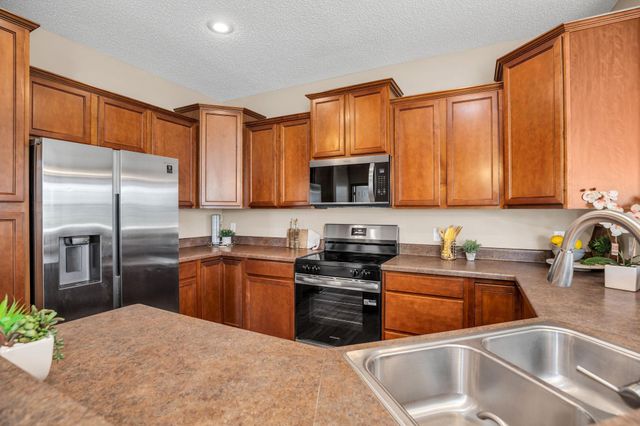 3407 Hazel Trail F, Woodbury, MN 55129