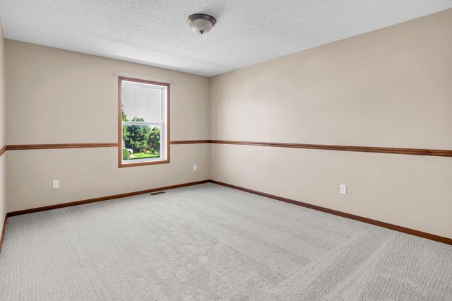 3407 Hazel Trail F, Woodbury, MN 55129