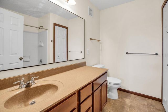 3407 Hazel Trail F, Woodbury, MN 55129