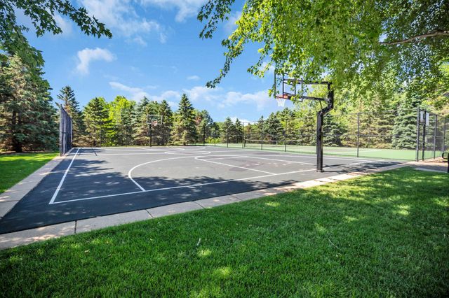 3407 Hazel Trail F, Woodbury, MN 55129