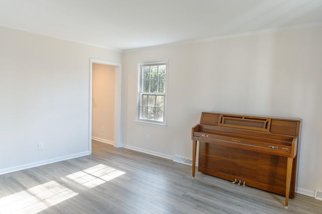 810 Somerset Place, Spartanburg, SC 29301