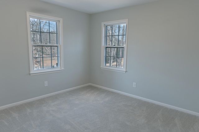 810 Somerset Place, Spartanburg, SC 29301