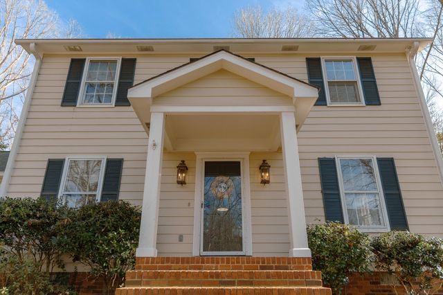 810 Somerset Place, Spartanburg, SC 29301