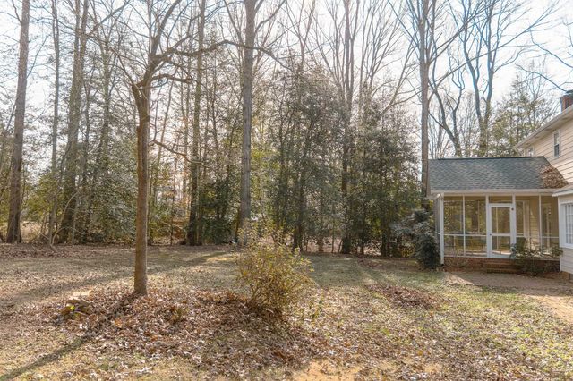 810 Somerset Place, Spartanburg, SC 29301