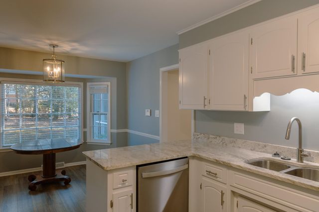 810 Somerset Place, Spartanburg, SC 29301