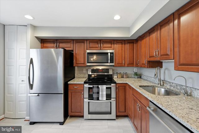 5211 PLEASURE COVE CT, Alexandria, VA 22315