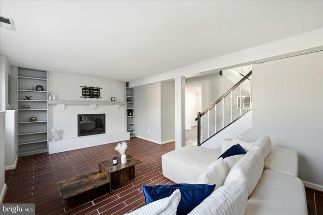 5211 PLEASURE COVE CT, Alexandria, VA 22315