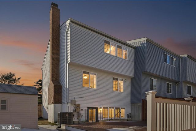 5211 PLEASURE COVE CT, Alexandria, VA 22315