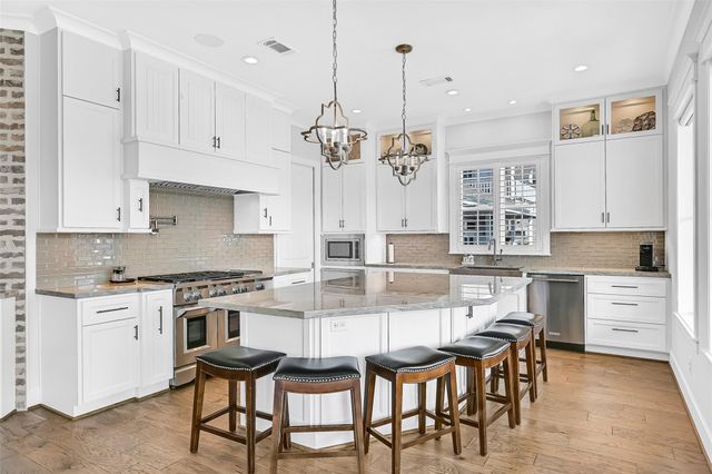 3323 Lanyard Place, Galveston, TX 77554