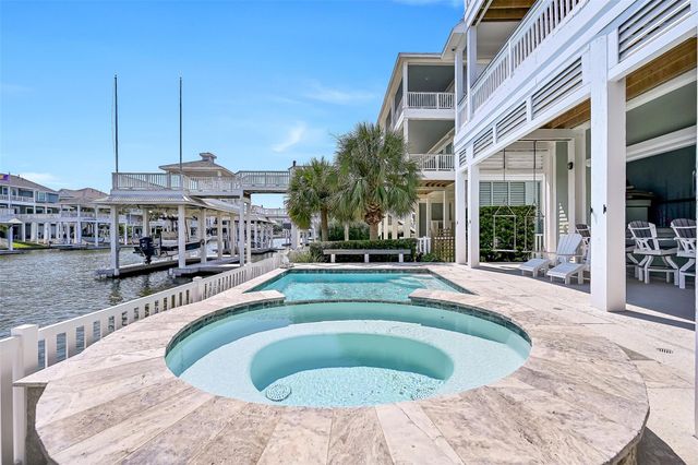 3323 Lanyard Place, Galveston, TX 77554