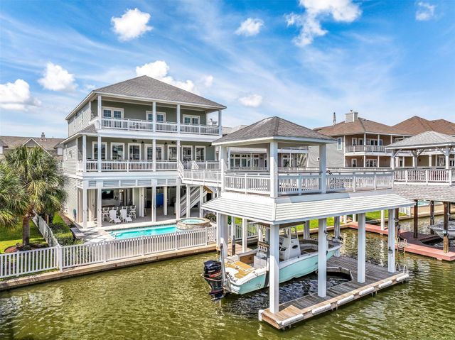 3323 Lanyard Place, Galveston, TX 77554
