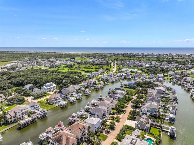 3323 Lanyard Place, Galveston, TX 77554