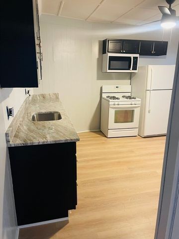 81 Richards Ave 3, North Attleboro, MA 02760