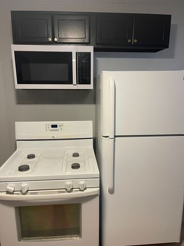 81 Richards Ave 3, North Attleboro, MA 02760