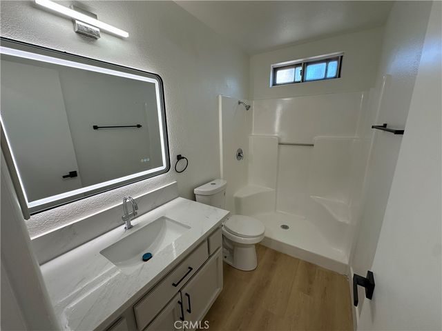 11861 10th, Hesperia, CA 92345