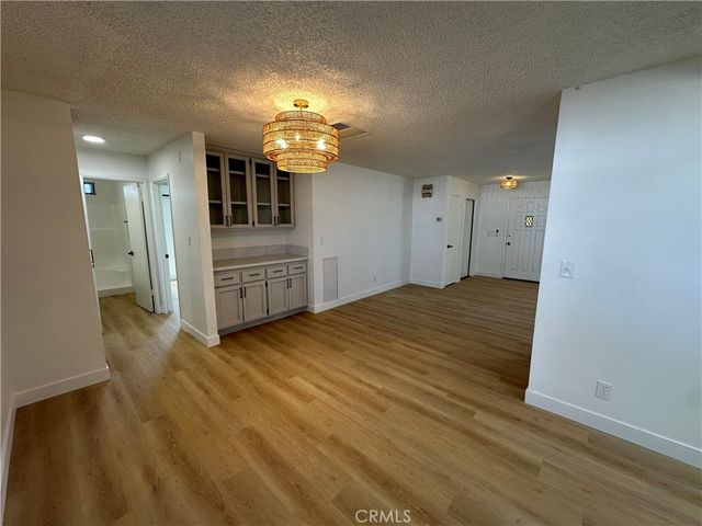 11861 10th, Hesperia, CA 92345