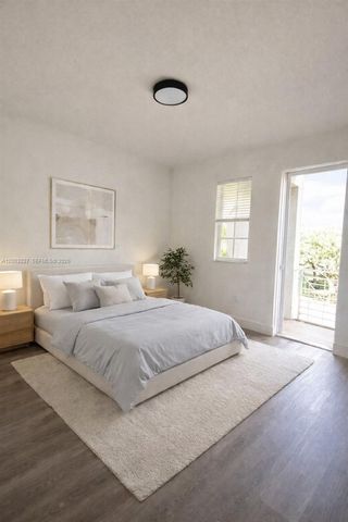 10770 NW 74th Ln 10770, Doral, FL 33178