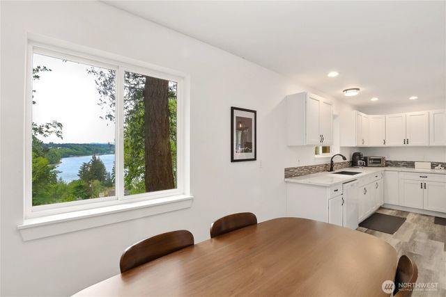 210 E Panorama Drive, Shelton, WA 98584