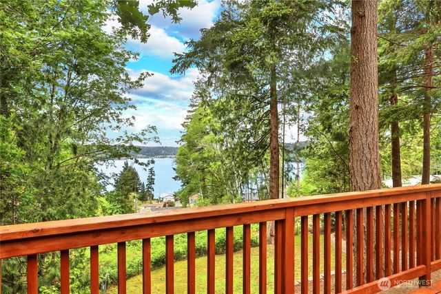 210 E Panorama Drive, Shelton, WA 98584