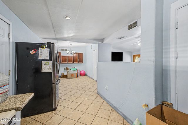 3201 W BETHANY HOME Road, Phoenix, AZ 85017